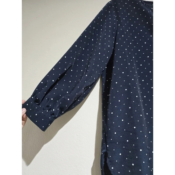 ✨️4/$20. BANANA REPUBLIC Long Sleeve Polka Dot High Low V-Neck Blouse, Petite S - Picture 4 of 15